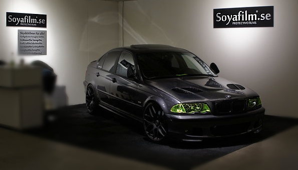 soyafilm-sponsrar-solfilm-stralkastarfilm-kolfibervinyl-maxxxad-monter-elmia-2012-garaget.se-maxxxad soyafilm-sponsrar-solfilm-stralkastarfilm-kolfibervinyl-maxxxad-monter-elmia-2012-garaget.se-maxxxad